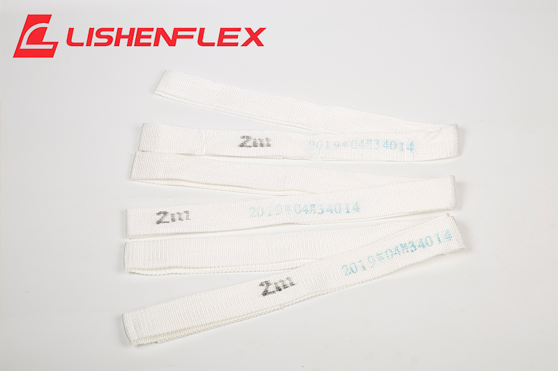އެއްފަހަރު ބޭނުންކޮށްފައި އުކާލާ ލިފްޓިންގ ސްލިންގްސް